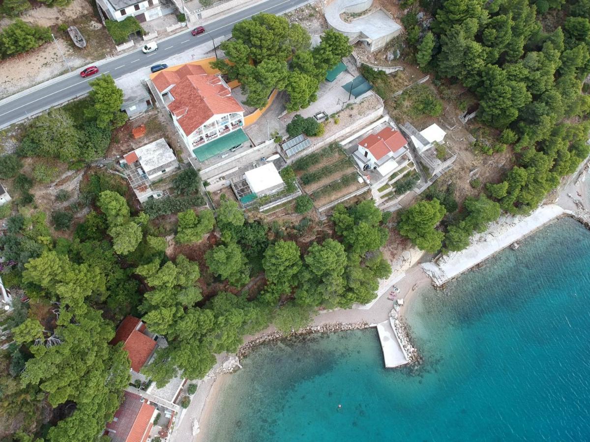 Deluxe Seaview Villa Kennedy III มีมิตเซ ภายนอก รูปภาพ