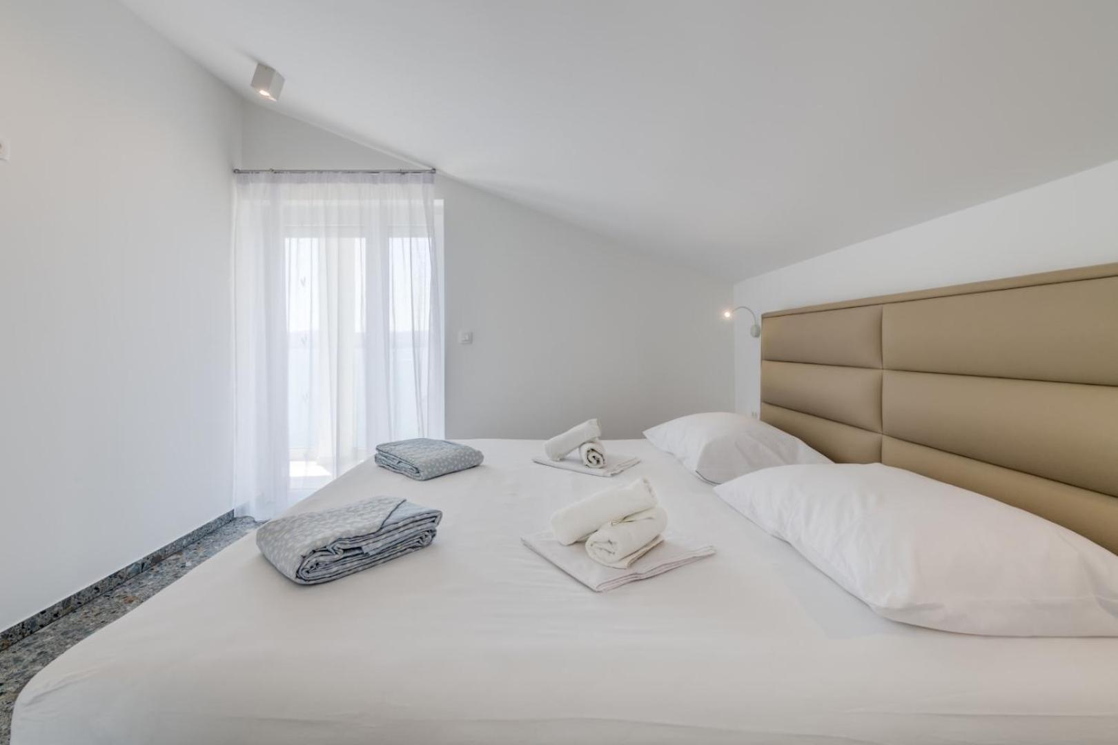 Deluxe Seaview Villa Kennedy III มีมิตเซ ภายนอก รูปภาพ