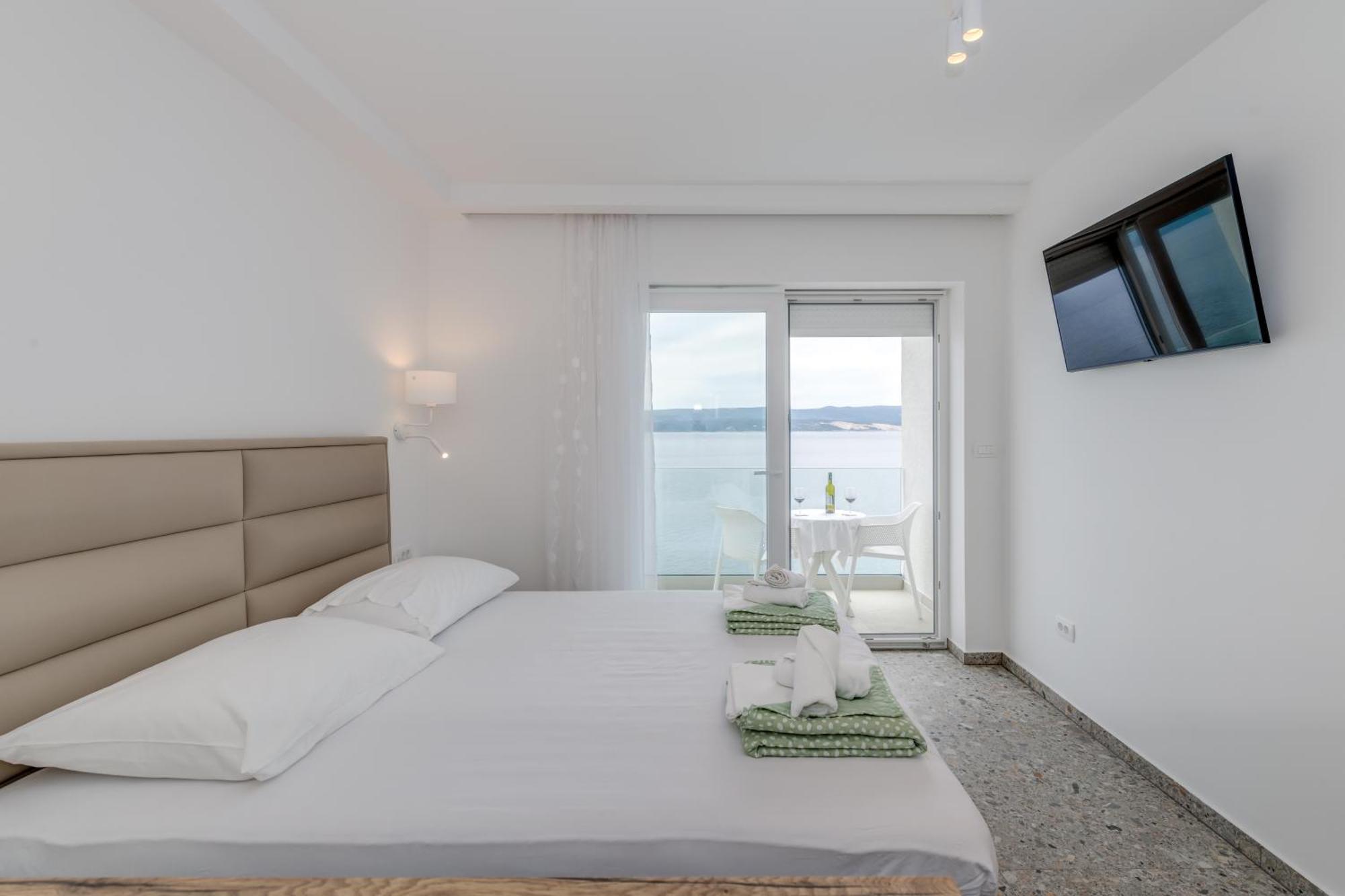 Deluxe Seaview Villa Kennedy III มีมิตเซ ภายนอก รูปภาพ