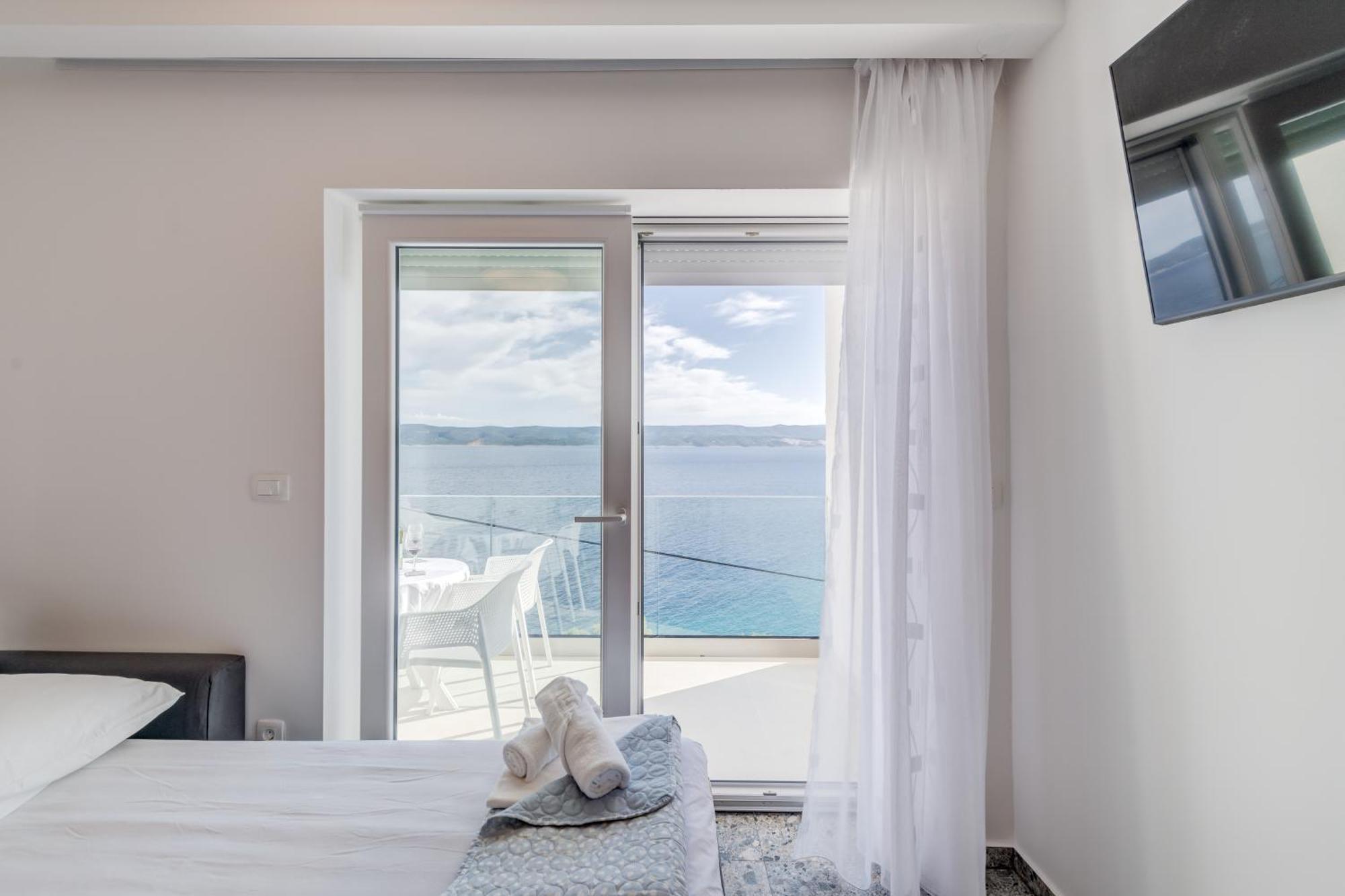 Deluxe Seaview Villa Kennedy III มีมิตเซ ภายนอก รูปภาพ